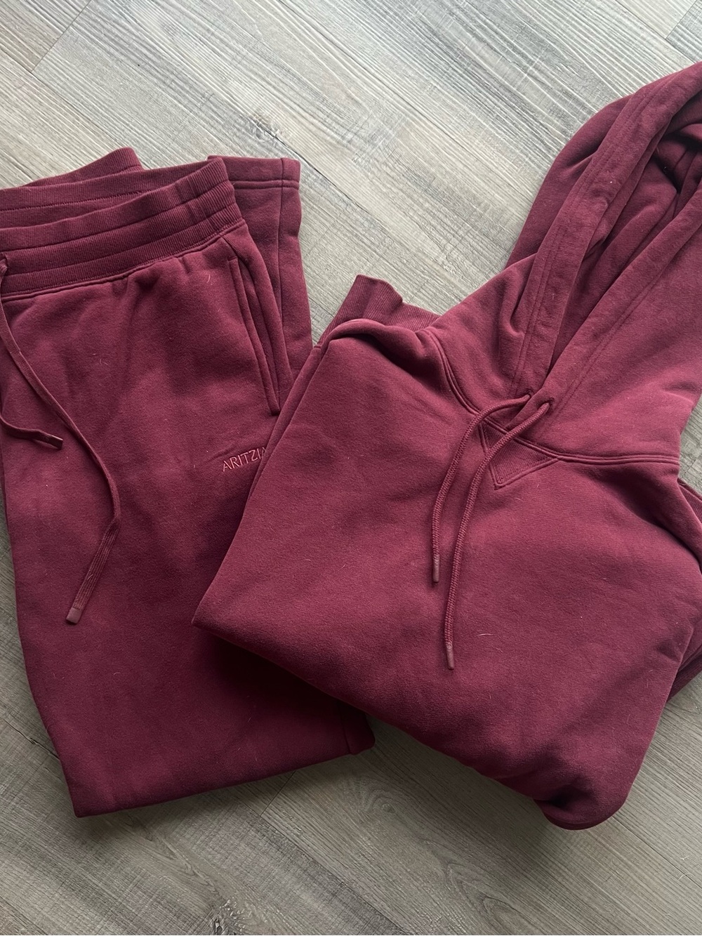 Aritzia Sumac Burgundy Sweatset